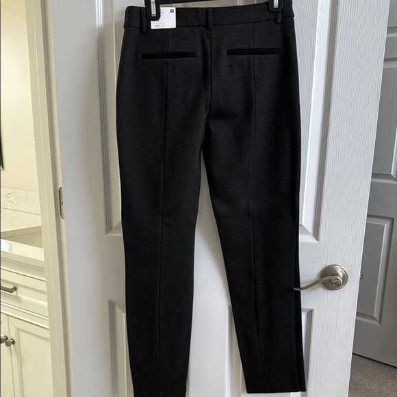 Express Gray Ankle Cropped Pants with Tailored Fit - Picture 6 of 7